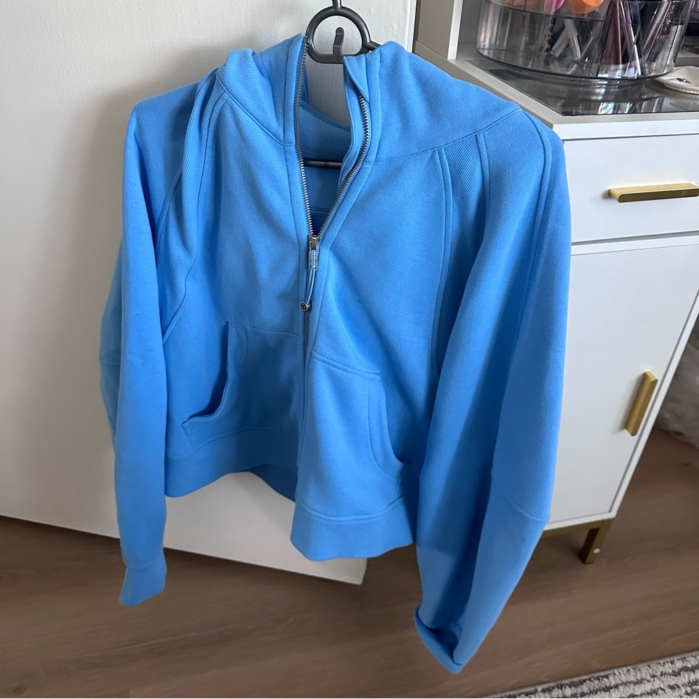 Lululemon Scuba crop full zip hoodie